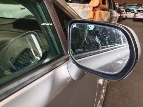 P5003 - Honda Civic 2007 Silver Wrecking - Image 10