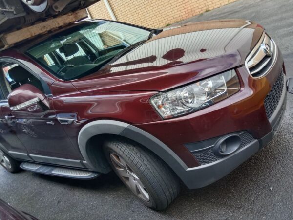 P5005 - Holden captiv 2012 maroon Wrecking - Image 6