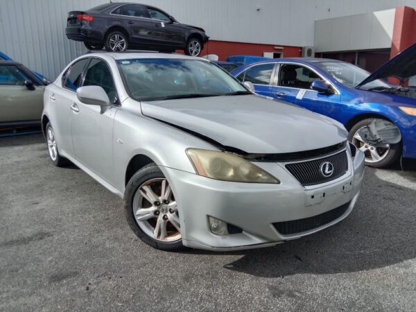 P5006 - Lexus IS250 2006 Silver Wrecking