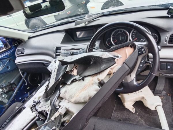 P5007 - Honda Accord 2008 Blue Wrecking - Image 7