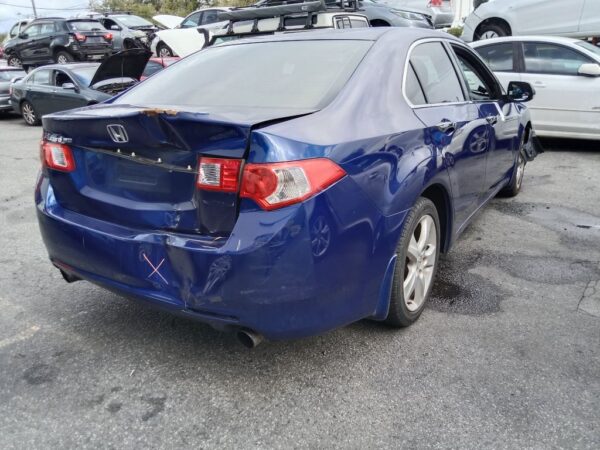 P5007 - Honda Accord 2008 Blue Wrecking - Image 10
