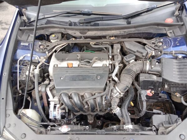 P5007 - Honda Accord 2008 Blue Wrecking - Image 11