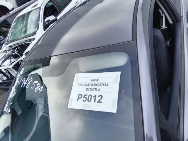 P5012 - Kia Rio 2013 Grey Wrecking - Image 12