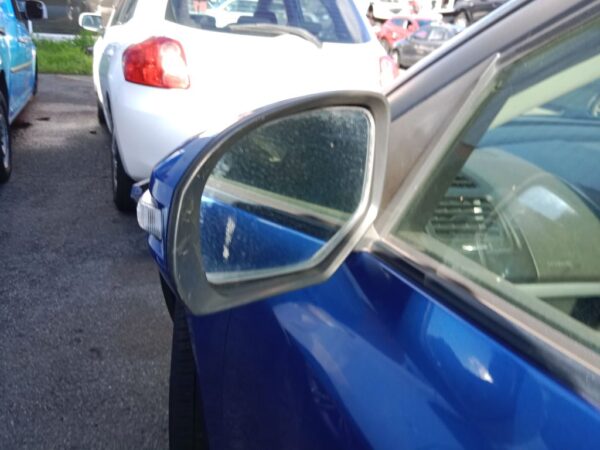 P5013 - Suzuki Swift 2013 Blue Wrecking - Image 9