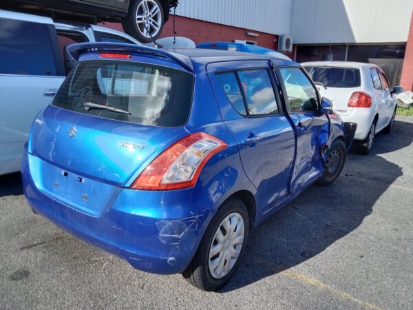 P5013 - Suzuki Swift 2013 Blue Wrecking - Image 16