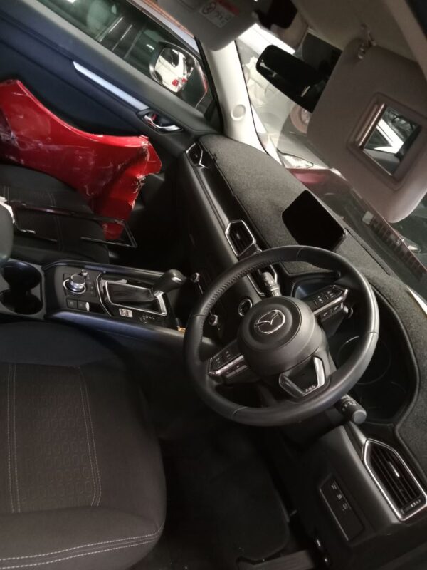P5014 - Mazda CX-5 2022 Red Wrecking - Image 4