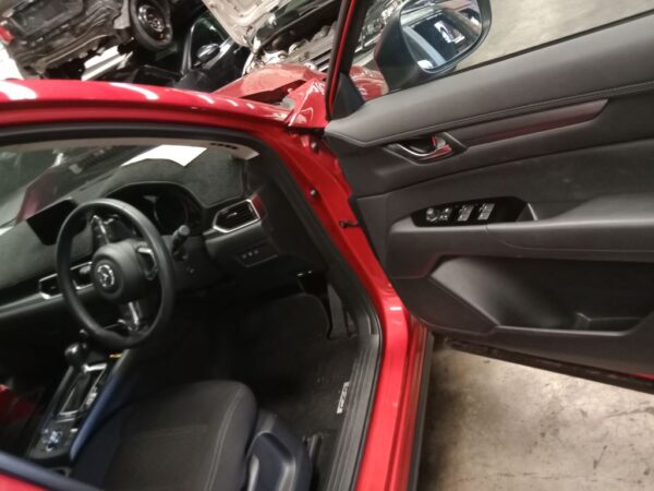 P5014 - Mazda CX-5 2022 Red Wrecking - Image 6
