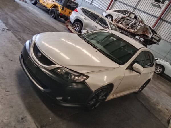 P5015 - Subaru Impreza 2008 White Wrecking