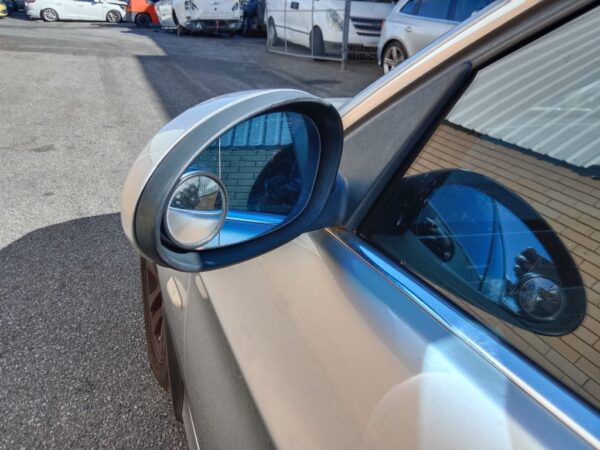 P5016 - BMW 3 Series 2006 Silver Wrecking - Image 9