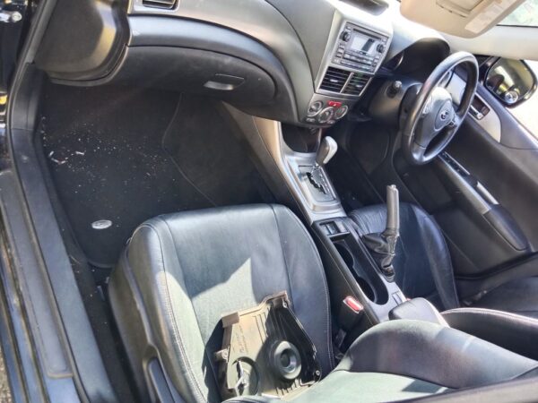 P5020 - Subaru Impreza 2011 Black Wrecking - Image 8