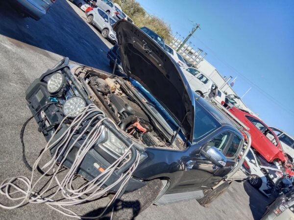 P5026 - Ford Ranger 2017 Grey Wrecking - Image 2