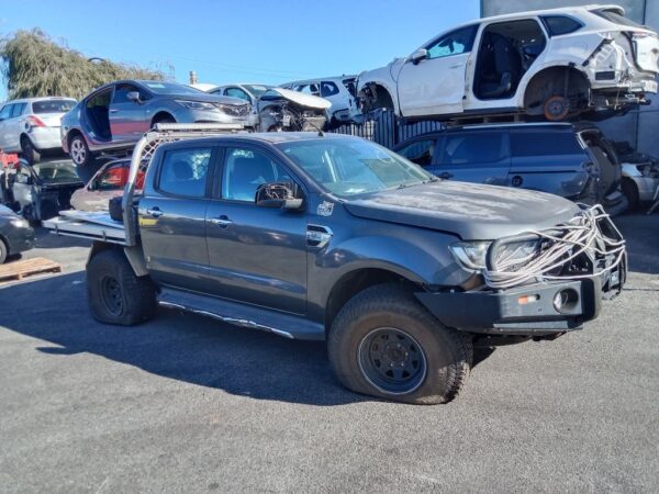P5026 - Ford Ranger 2017 Grey Wrecking - Image 9