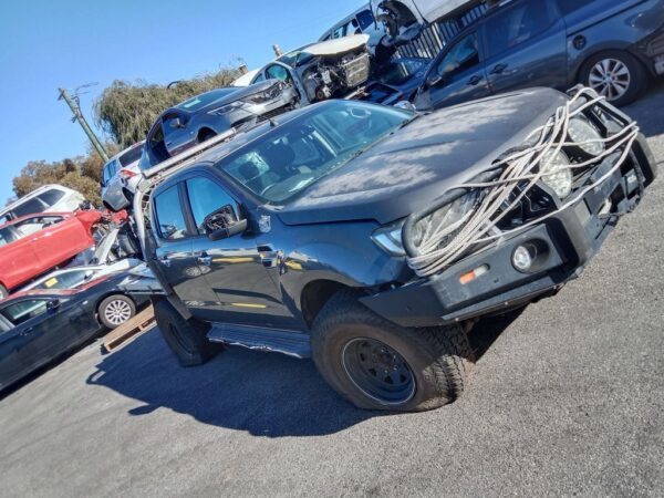 P5026 - Ford Ranger 2017 Grey Wrecking - Image 16