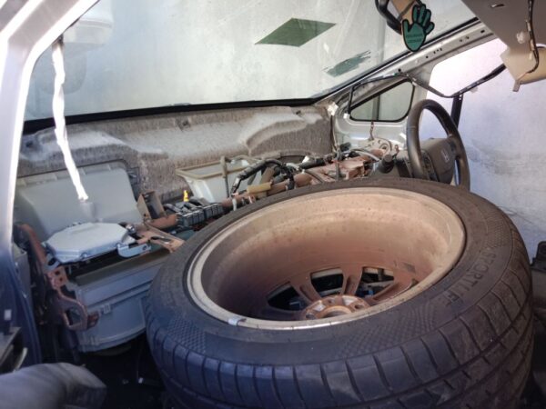 P5028 - Honda Odyssey 2017 Silver Wrecking - Image 9