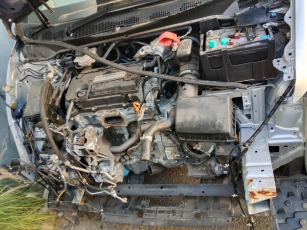 P5028 - Honda Odyssey 2017 Silver Wrecking - Image 13