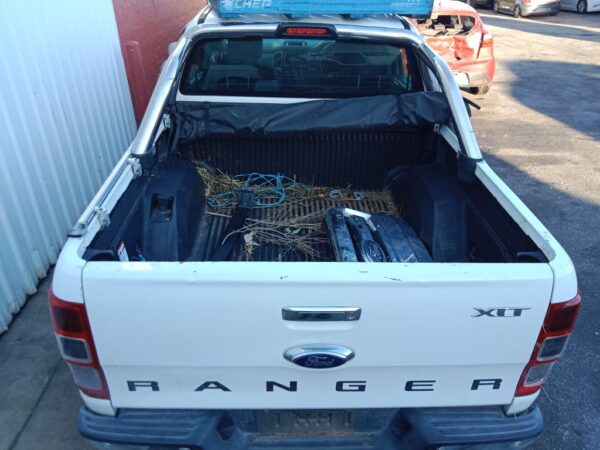 P5030 - Ford Ranger 2016 White Wrecking - Image 9