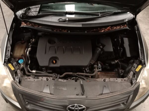 P5035 - Toyota corolla 2011 Grey Wrecking - Image 3