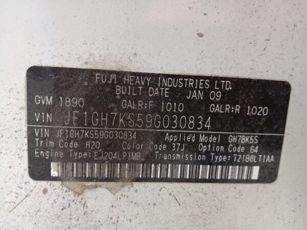 P5038 - Subaru Impreza 2009 White Wrecking - Image 14