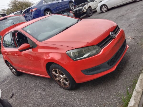P5039 - Volkswagen polo 2011 Red Wrecking - Image 13