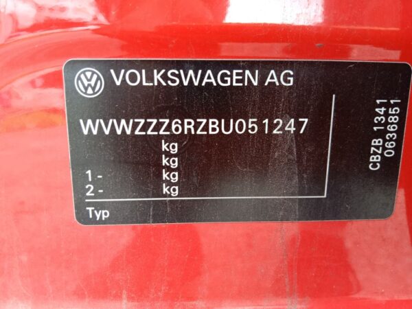 P5039 - Volkswagen polo 2011 Red Wrecking - Image 14