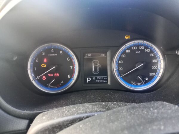 P5040 - Suzuki S-Cross 2014 Silver Wrecking - Image 10