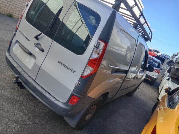 P5041 - Renault Kangoo 2014 Silver Wrecking - Image 6