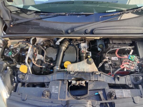 P5041 - Renault Kangoo 2014 Silver Wrecking - Image 13
