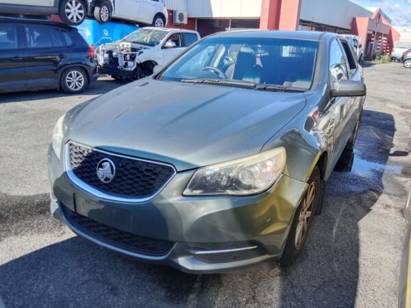P5042 - Holden Commodore evoke 2015 Grey Wrecking