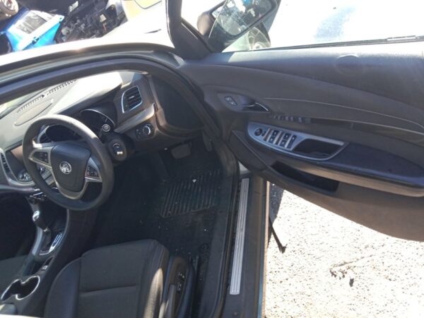 P5042 - Holden Commodore evoke 2015 Grey Wrecking - Image 8