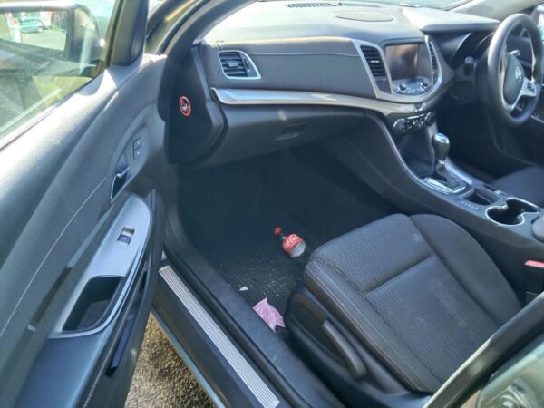 P5042 - Holden Commodore evoke 2015 Grey Wrecking - Image 11
