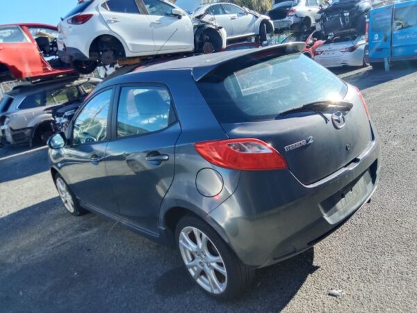 P5043 - Mazda 2 2007 Grey Wrecking - Image 11