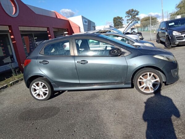 P5043 - Mazda 2 2007 Grey Wrecking - Image 14