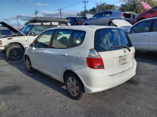 P5044 - Honda jazz 2006 White Wrecking - Image 10