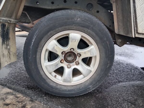 P5046 - Mitsubishi Triton 2009 White Wrecking - Image 7