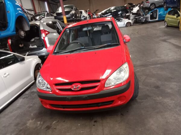 P5048 - Hyundai Getz 2007 Red Wrecking