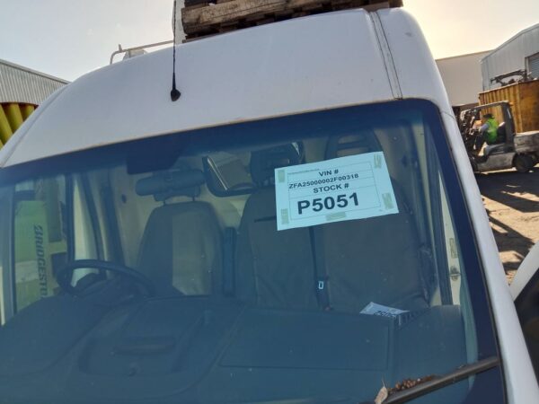 P5051 - Fiat Ducato 2018 White Wrecking - Image 2