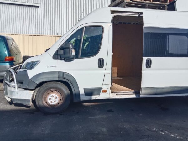 P5051 - Fiat Ducato 2018 White Wrecking - Image 7
