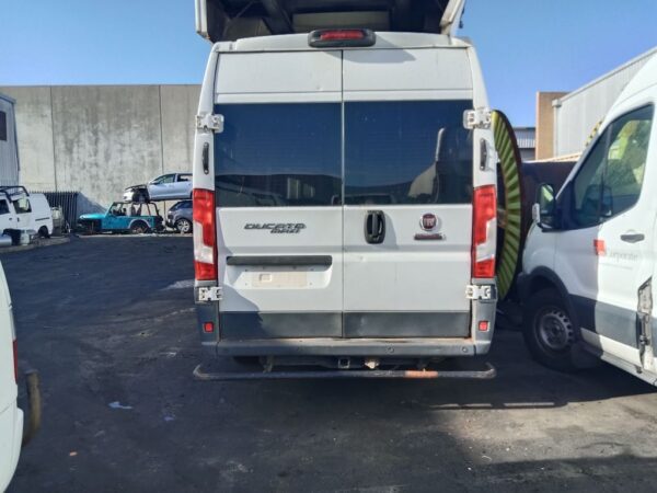 P5051 - Fiat Ducato 2018 White Wrecking - Image 12