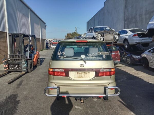 P5053 - Toyota Tarago 2003 Gold Wrecking - Image 11