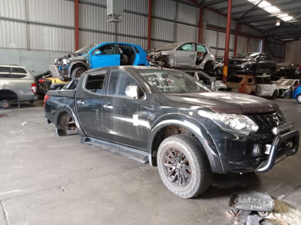 P5056 - Mitsubishi Triton 2017 Black Wrecking - Image 16