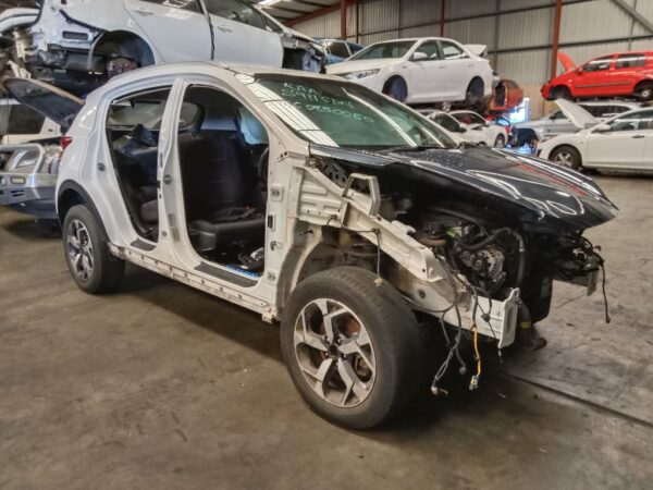 P5058 - Kia Sportage 2020 White Wrecking V