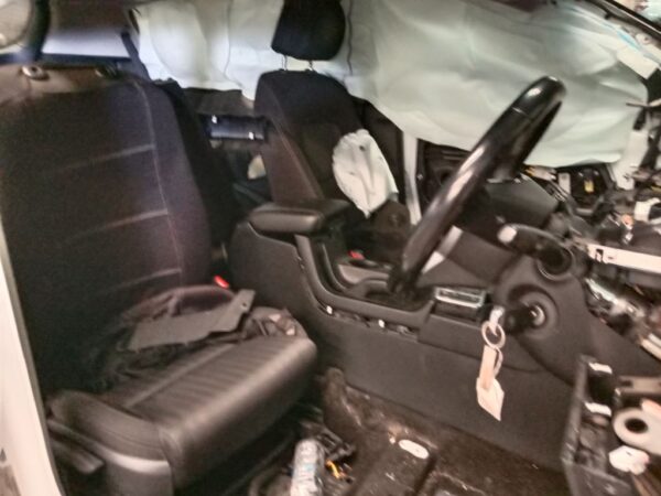 P5058 - Kia Sportage 2020 White Wrecking V - Image 7