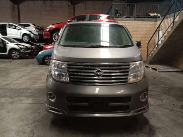 P5059 - Nissan Elgrand 2006 Grey Wrecking