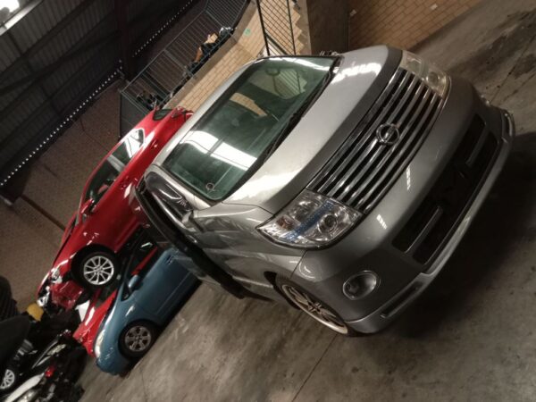 P5059 - Nissan Elgrand 2006 Grey Wrecking - Image 16