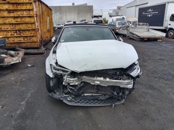 P5061 - Audi A3 2018 White Wrecking