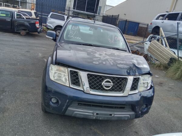 P5062 - Nissan Navara 2012 Blue Wrecking