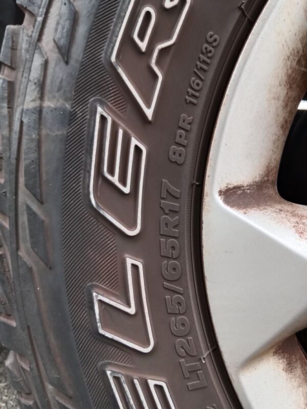 P5062 - Nissan Navara 2012 Blue Wrecking - Image 6