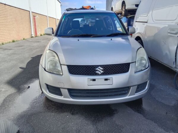 P5065 - Suzuki Swift 2007 Silver Wrecking