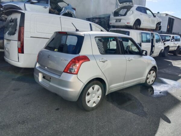 P5065 - Suzuki Swift 2007 Silver Wrecking - Image 16