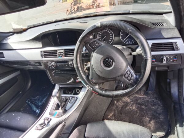 P5066 - BMW E90 3 SERIES 2010 Grey Wrecking - Image 6